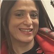 Docente di psicologia impartisce lezioni